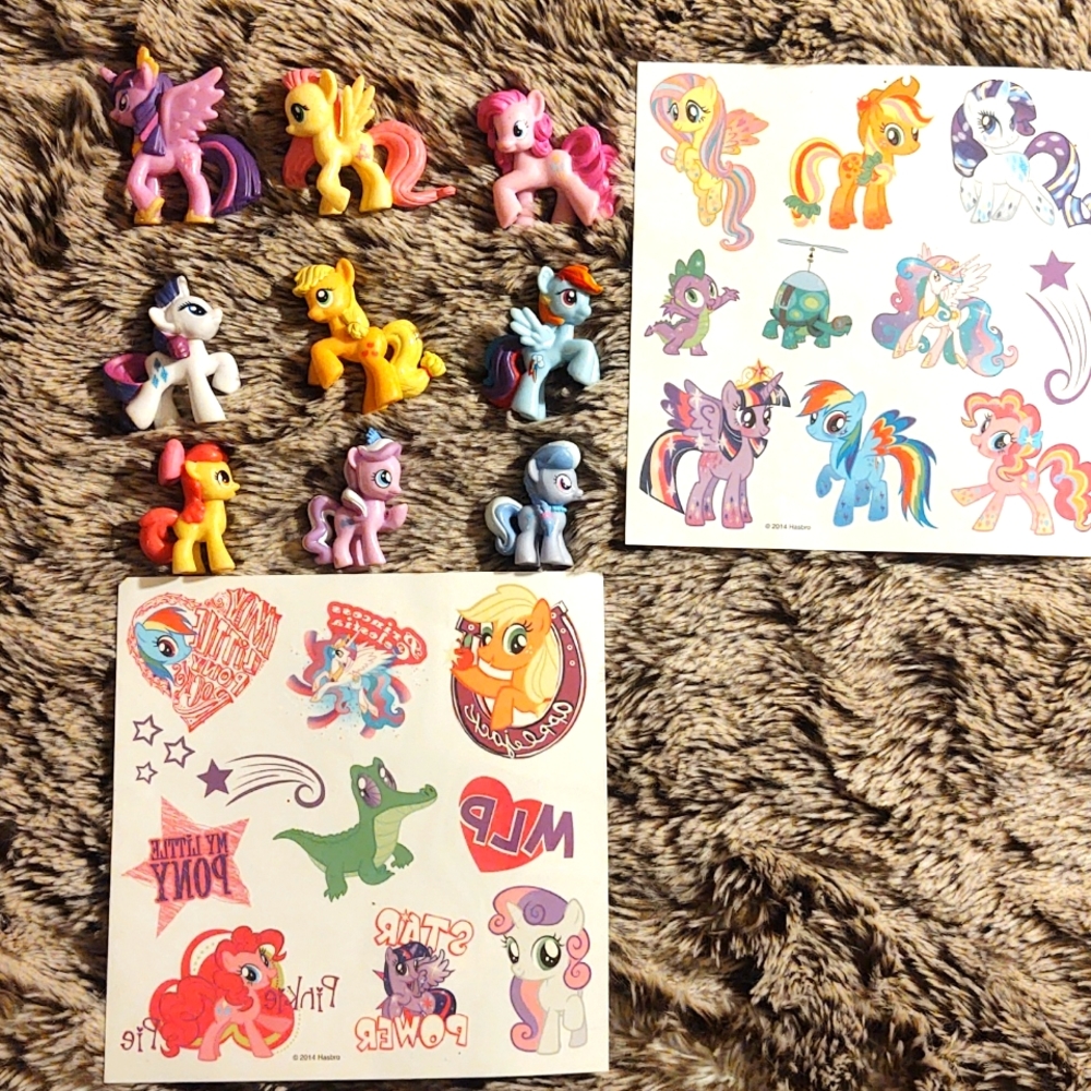 Hasbro My Little Ponys, 9 Ponys, 1 1/2 - 2    inches, two tattoo sheets
